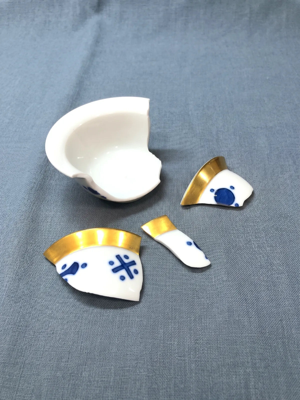 金継ぎを郵送で頼むには？ 割れた器の梱包・送り方ガイド